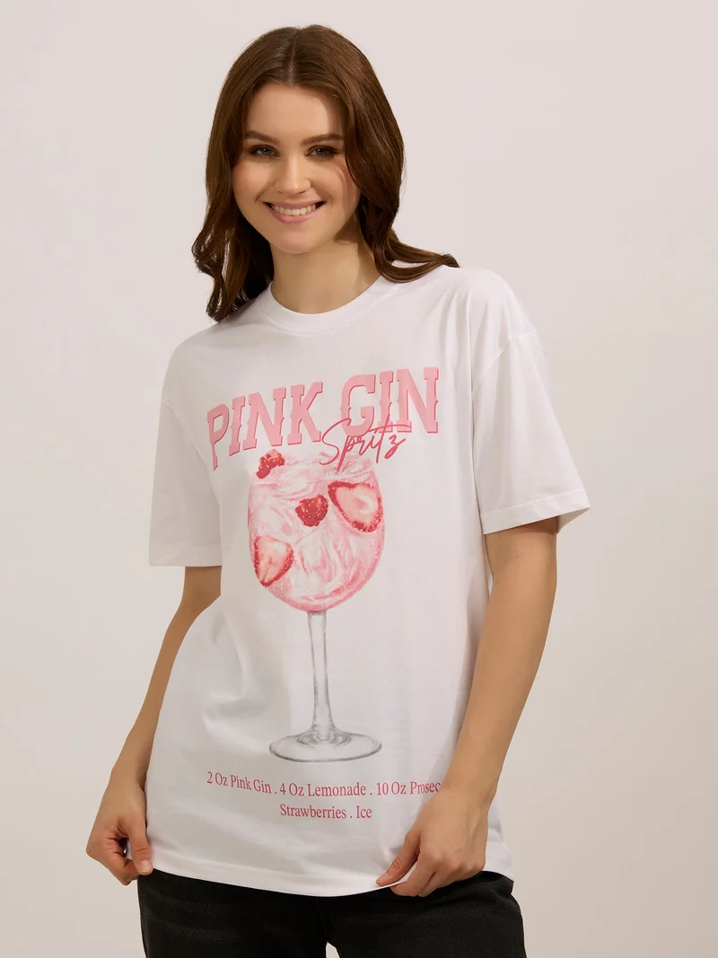 OUTZIDR White Oversized Graphic T-Shirt